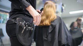 Preise für Friseur-Besuch deutlich gestiegen
