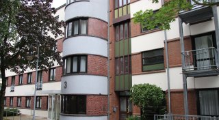 Warum ein Lübbecker Altenheim nach der Betreiber-Insolvenz immer noch leer steht