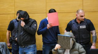 Video von Bad Oeynhausener Kurpark-Schlägerei: Ermittler untersuchen neun Handys