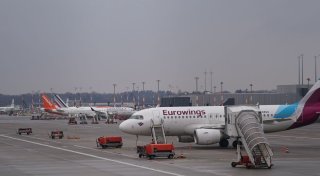 Lieferprobleme bei Kerosin - Flugausfälle in Hamburg möglich