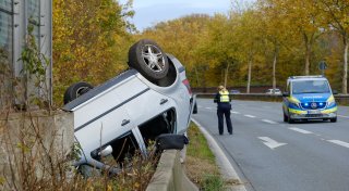 Nachrichten aus Bielefeld: Unfall auf dem OWD, Stau im Süden und eine historische Dampflok
