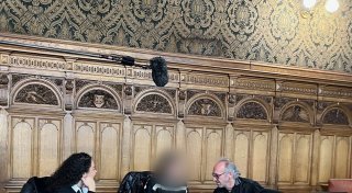 Mutmaßliche Millionen-Diebin entschuldigt sich
