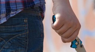Jugendliche mit Sturmhauben überfallen jungen Bielefelder mit Messer
