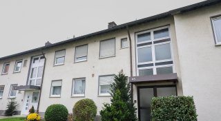 Über 100 Jahre altes Mehrfamilienhaus an der Detmolder Straße soll versteigert werden