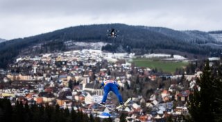 Paschke holt bei Skisprung-Heimspiel nächsten Sieg