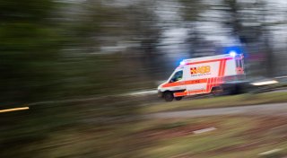 Junge Mutter stirbt im Allgäu - Vater und Kind verletzt