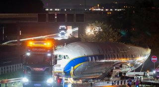 Super Star kehrt heim: Lufthansa zeigt historische Flugzeuge