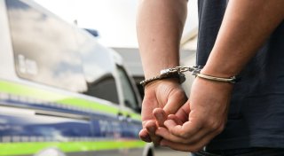 43-Jähriger gesteht Missbrauch eines 12-jährigen Kindes