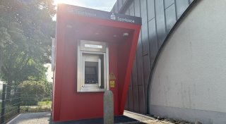 Ab sofort in Höxteraner Ortsteil: Geld abholen nebenan
