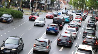 Mehr Parkplätze in Paderborn? So stehen die Bürgermeister-Kandidaten zum Thema Verkehr