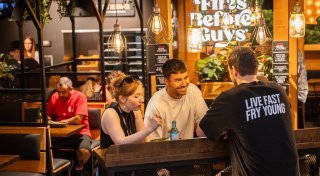 Frittenwerk im Loom: Bielefeld bekommt kreative Pommes-Kreationen