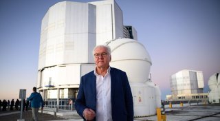 Hochmodernes Observatorium begeistert Steinmeier