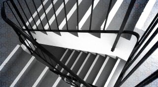 Die Angst wohnt mit im Haus: Nachbar macht Bielefelder Familie das Leben zur Hölle