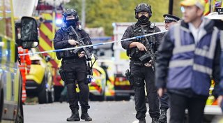 Zwei Tote bei Angriff vor Synagoge in Manchester - Polizei geht von Terror aus