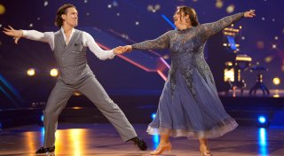 „Let`s Dance 2025“: Auf einmal hat Bielefelderin „Selfiesandra“ einen neuen Tanzpartner