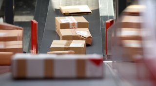 Post- und Paketärger: Online-Tool unterstützt Betroffene