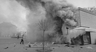 Wochenrückblick: „Flammendes Inferno“, überraschender Verkauf und Wende im Philipos-Prozess