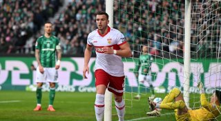 Zwei Tore in Bremen: Demirovic rettet VfB