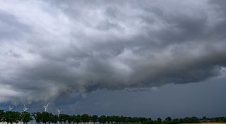 Schauer und Gewitter in Dauerschleife