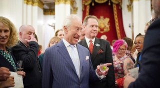 König Charles würdigt Arbeit von Krebshilfeorganisationen