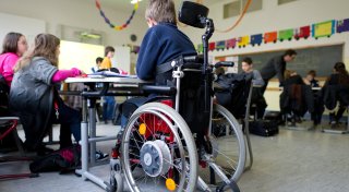 Fragliche Barrierefreiheit in Bielefelder Schulen: Massive Probleme für Rollstuhl-Kinder