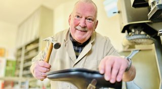 96 Jahre alte Schuhmacher-Werkstatt in Bielefeld schließt - kein Einzelfall
