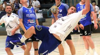 Fan-Walk und große Kulisse: Ein Handball-Derby elektrisiert Bünde