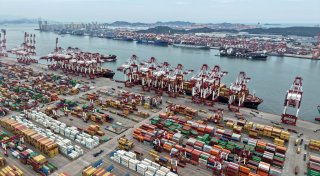 Chinas Exporte in die USA brechen im August ein