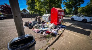 Abfallchaos an Altkleidercontainern: Herford sagt den Mini-Deponien den Kampf an