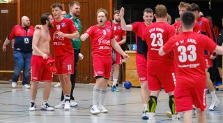 Senner Handballer siegen sich weiter Richtung Aufstieg