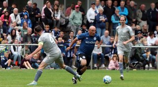 Der VfL Ummeln fordert Arminia Bielefelds Traditionsmannschaft