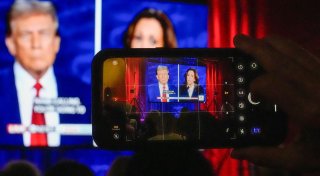Justizopfer werfen Trump Verleumdung während TV-Debatte vor