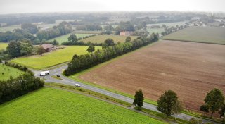 Gefährliche Kreuzung auf der B64 bei Delbrück bekommt eine weitere Ampel