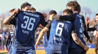 Dreier in Überzahl beim SSV Ulm: SC Paderborn hält Anschluss an die Spitzenplätze