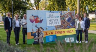 Hövelhof verwandelt sich zum Hövelmarkt in eine Partymeile