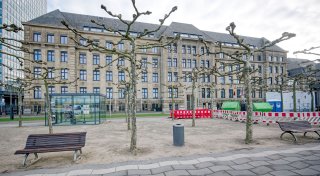 Millionen-Skandal um NRW-Staatskanzlei: Diese schweren Vorwürfe stehen im Raum