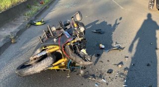 Motorradfahrer bei Unfall in Bielefeld schwer verletzt - Autofahrer ohne Führerschein