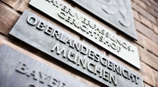 Aserbaidschan-Affäre: Ex-Abgeordnete müssen vor Gericht