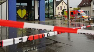 Lemgo: 16-Jähriger stirbt nach Messerangriff in Supermarkt - 33-Jähriger in Untersuchungshaft