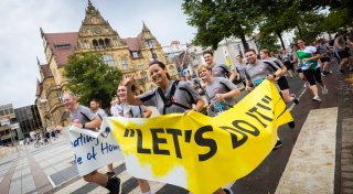 Mit vielen Fotos: „Run & Roll“ bringt Schwung in die Bielefelder City