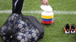 Alle Spieler weg - FC Düren wirbt um vereinslose Akteure