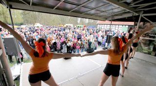 Mit vielen Fotos: Narzissenfest eröffnet die Open-air-Saison in Spenge