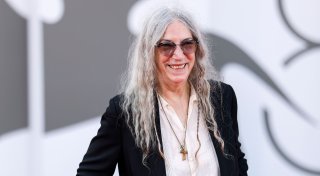 Patti Smith: Angriff auf Atomanlagen ist unentschuldbar