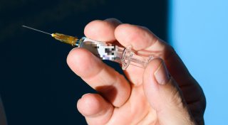 Mit einer Spritze: Mann soll in Paderborn seine Ehefrau vergiftet haben