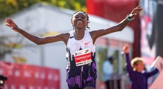 Marathon-Weltrekordlerin Chepngetich für drei Jahre gesperrt