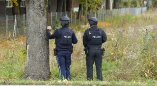 Polizei schießt auf Soldaten - wie konnte es dazu kommen?