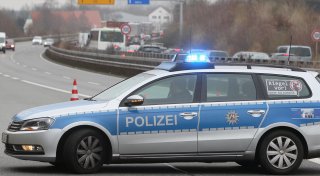 Unfall auf A2 mit vier beteiligten Autos: Schwangere Gütersloherin (30) wird verletzt