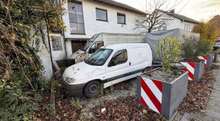 Neuer Ärger um Autofriedhof im Kreis Gütersloh: So geht es mit den Schrottautos weiter