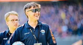 Bälle werfen verboten: Auch beim SC Paderborn ändern sich die Regeln für Ballkinder