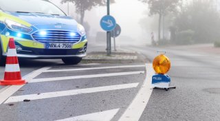 Fahrradfahrer (17) kollidiert mit Fußgängerin (72): Mindenerin muss reanimiert werden